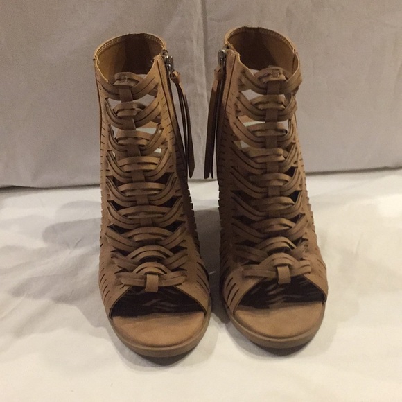 🎉Dolce Vita Shoes🎉Host Pick!! - Picture 3 of 7